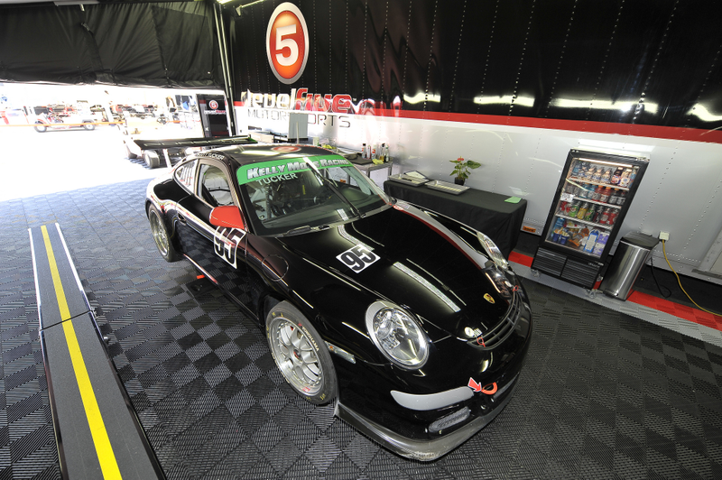 Illustration for article titled Did A Possible Federal Indictment Make This Race Team Sell Its Cars?